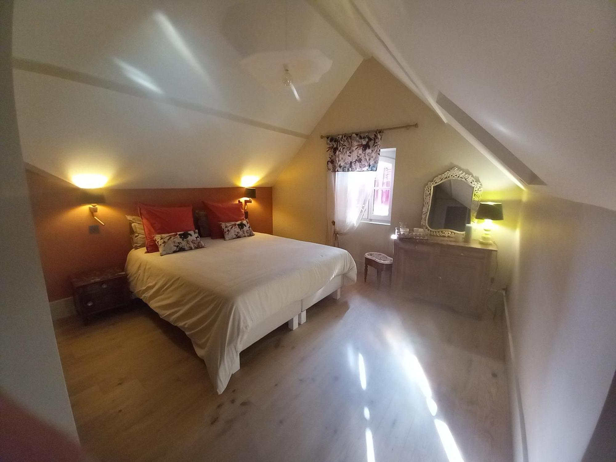Les Palissieres - Chambres D'Hotes Mortagne-sur-Gironde Kültér fotó